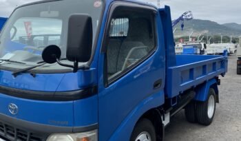 
									Toyota Dyna Dump Truck full								