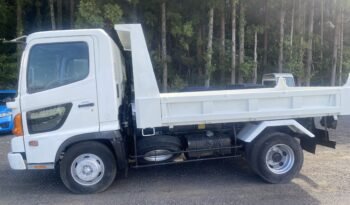 
									Hino Dump Truck full								