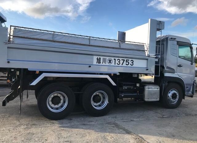 
								UD Quon 10 Tonne Dump Truck full									