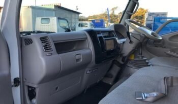 
									2002 Hino Dutro Truck full								