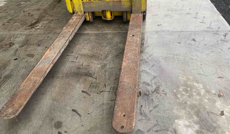 
								TOYOTA 2 TONNE FORK LIFTER full									