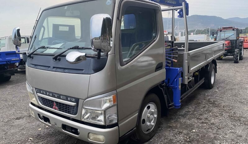 
								2004 Mitsubishi Canter Crane full									